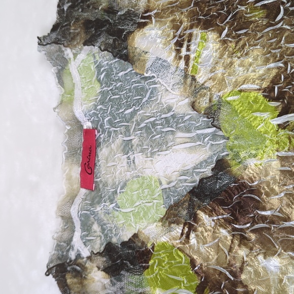 Carina M tunic top lace satiny  Beautiful!! EUC - Picture 3 of 4